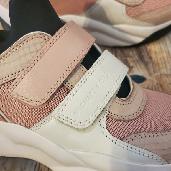 Michael Kors Keeley Scuba Mesh and Snake-Embossed Nubuck Trainer - Picture 6 of 10